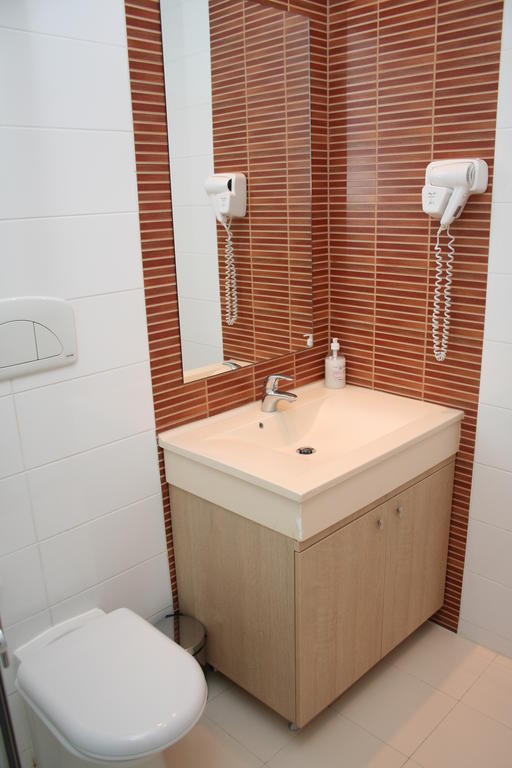 בוקרשט Top Rooms Aparthotel חדר תמונה